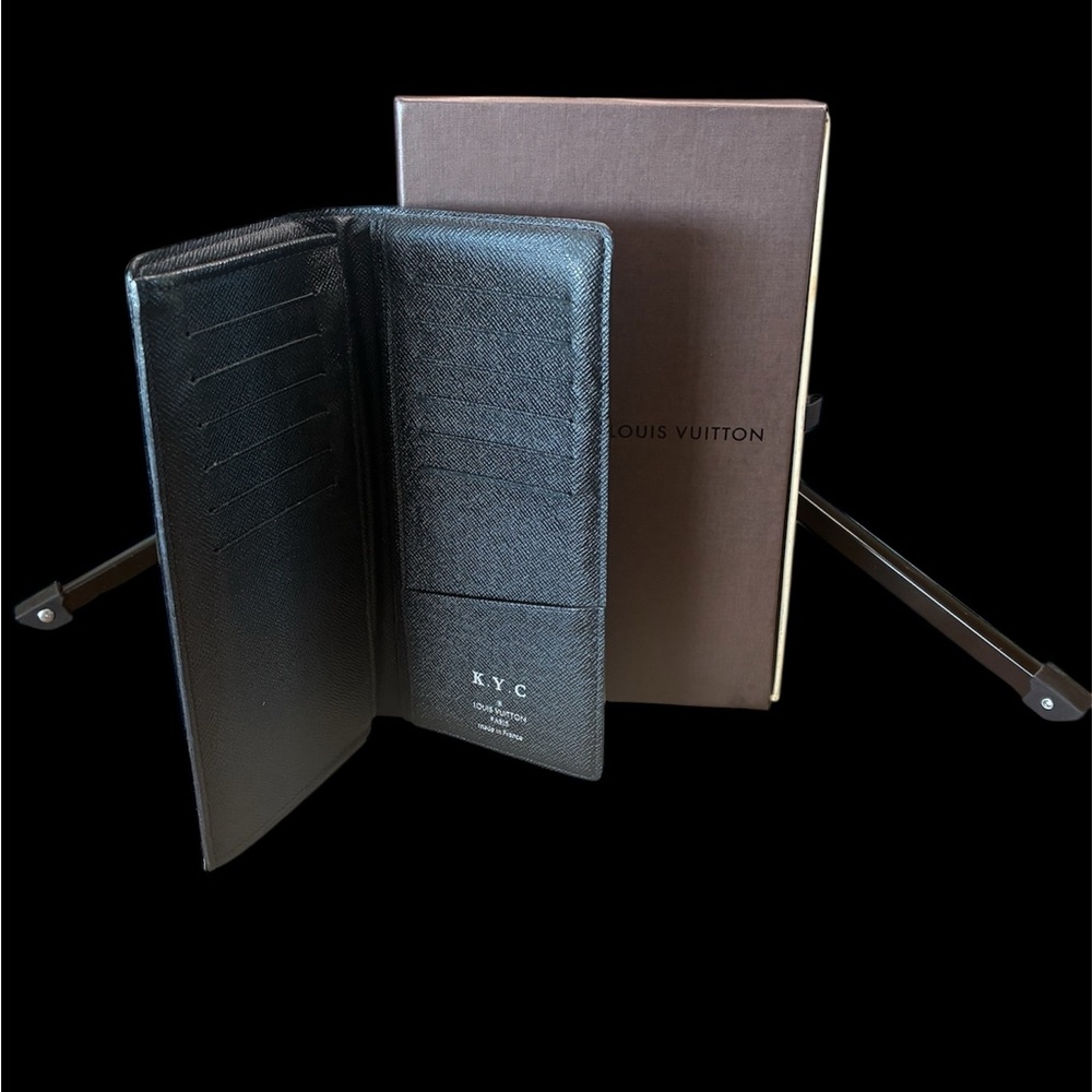 Louis Vuitton Graphite Checkered Wallet - Picture 8 of 8